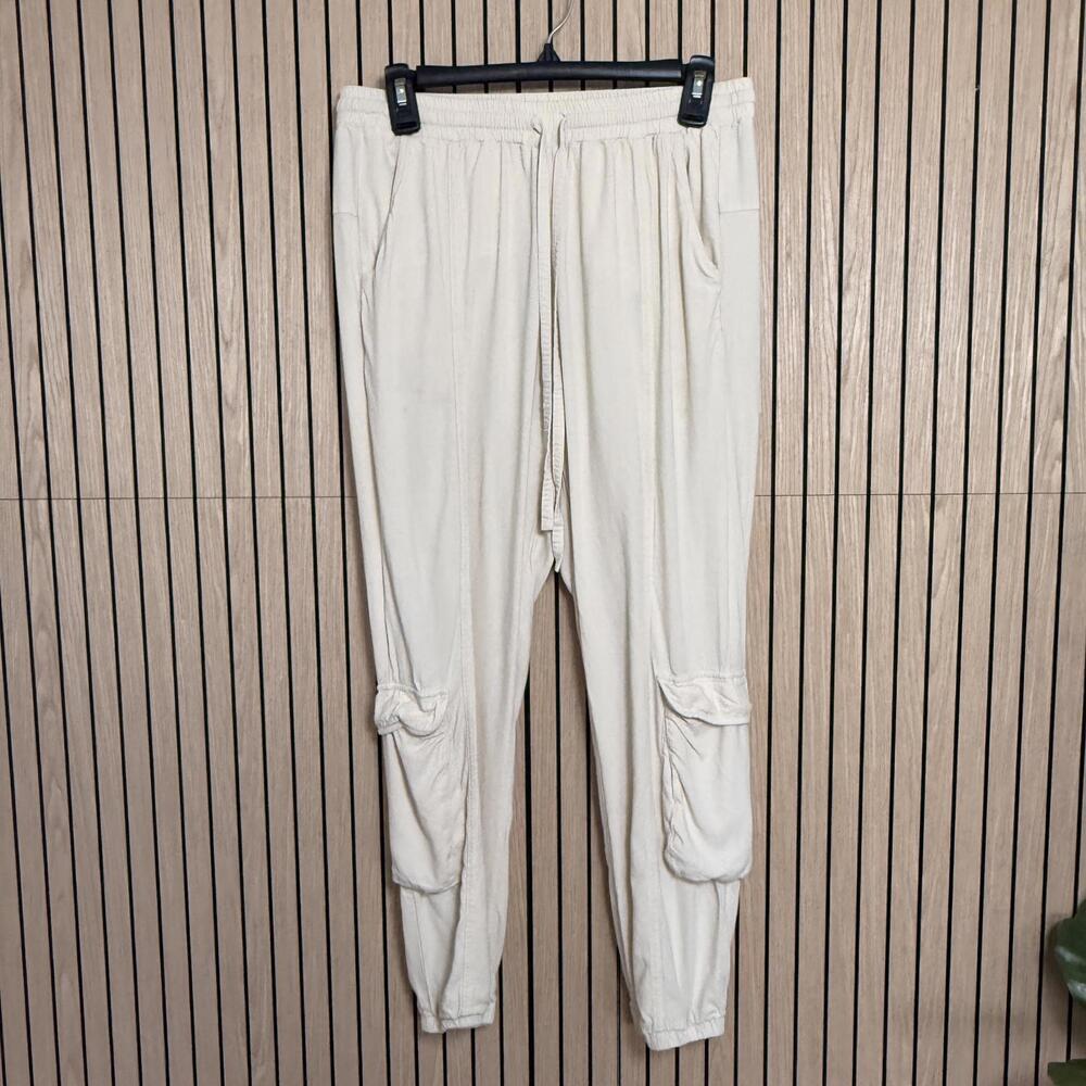044 - Johnny Was Beige Cargo Jogger Pants (Size XS, EUC) - Picture 3 of 6